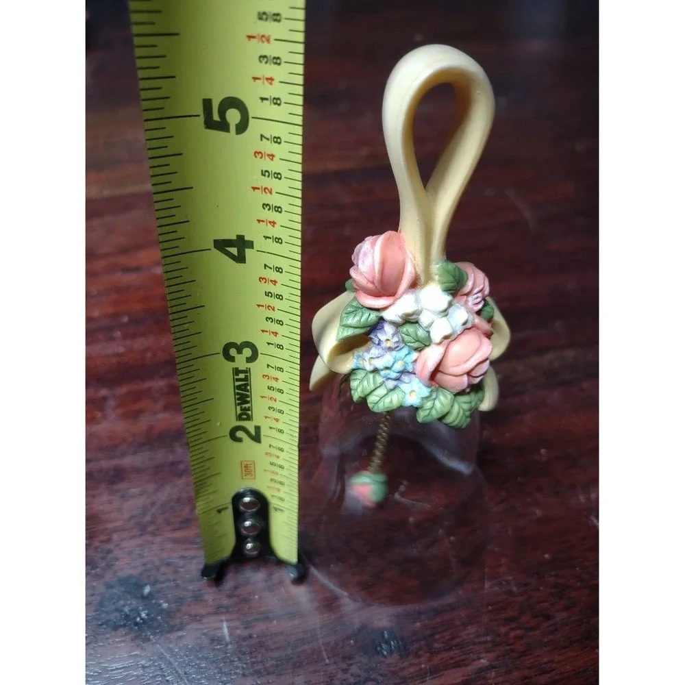 Vintage 1989 Avon FLORAL BOUQUET CRYSTAL BELL